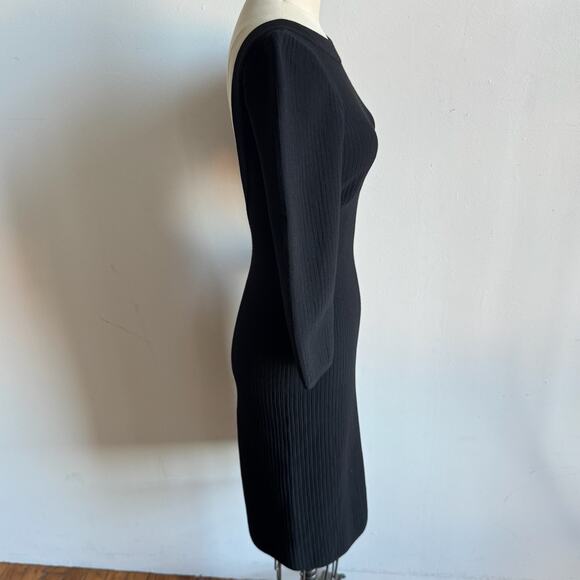 ALAÏA Black Ribbed Virgin Wool Little Black Dress - Picture 3 of 11